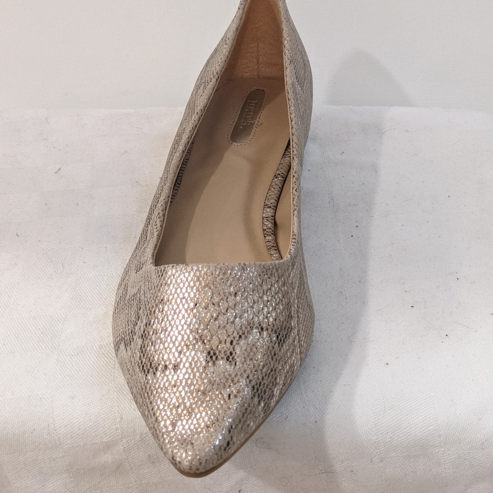 Snake print and jeweled flats - Picture 7 of 13